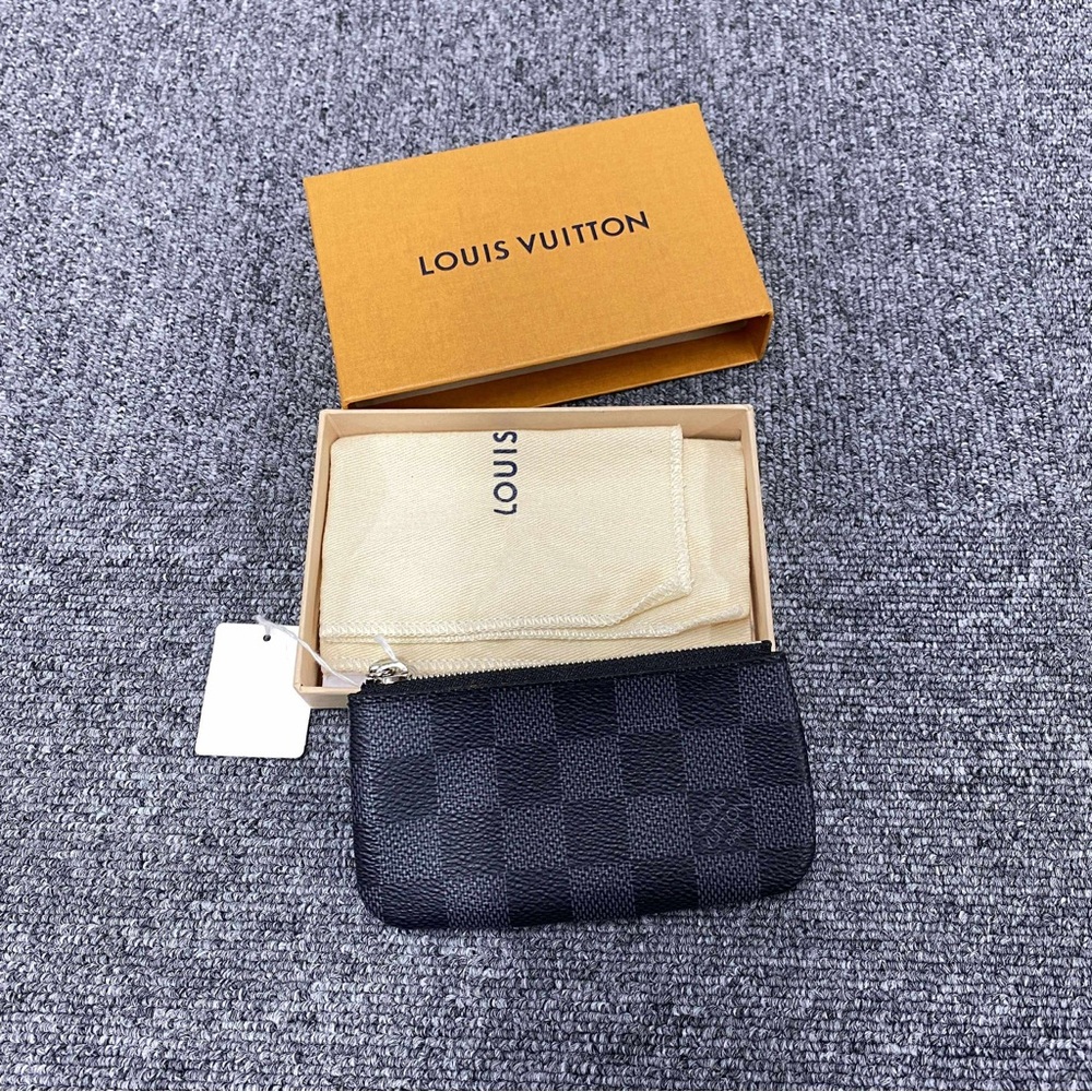 Louis Vuitton Graphite Key Clec
